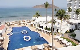 Sunvivia by Fiesta Americana Mazatlán